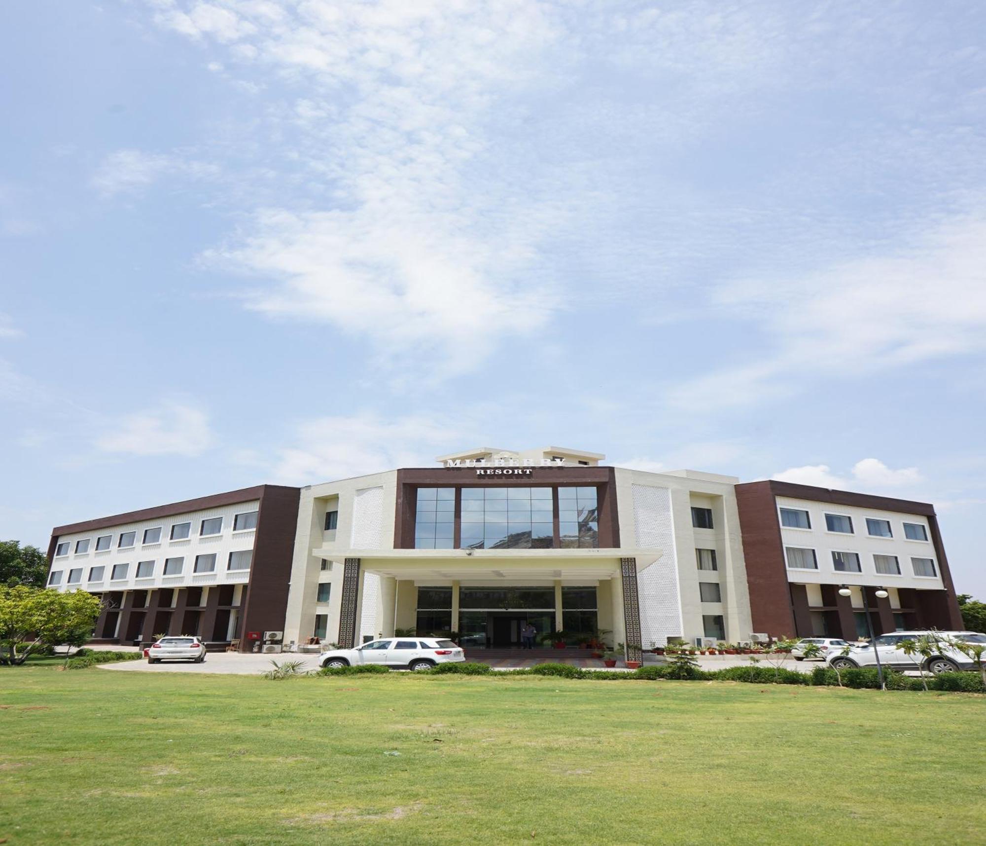 Bamboo Saa Mulberry Resort Pushkar Zewnętrze zdjęcie